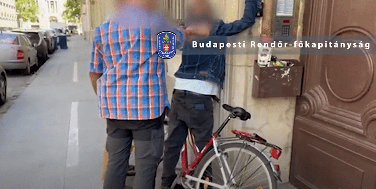 körözött díler elfogása