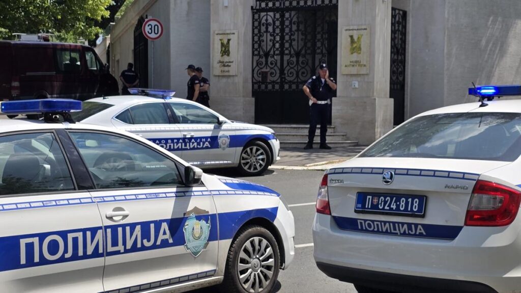 Kézigránáttal robbantott fel egy vendéglőt egy férfi Nagybecskereken: őrizetbe vették a gyanúsítottat 1 szerbia hazkutatas