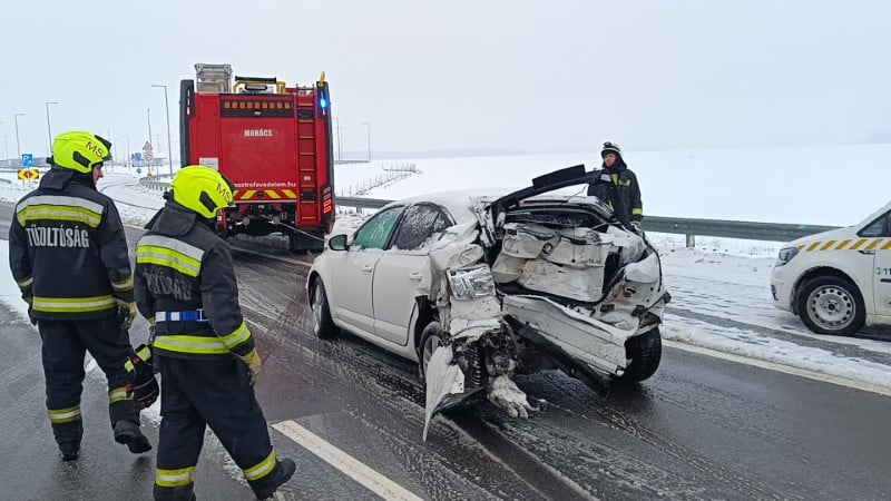 Baleset az autósztrádán