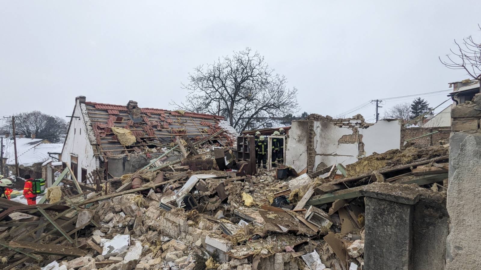 Robbanás történt Pannonhalmán egy családi házban