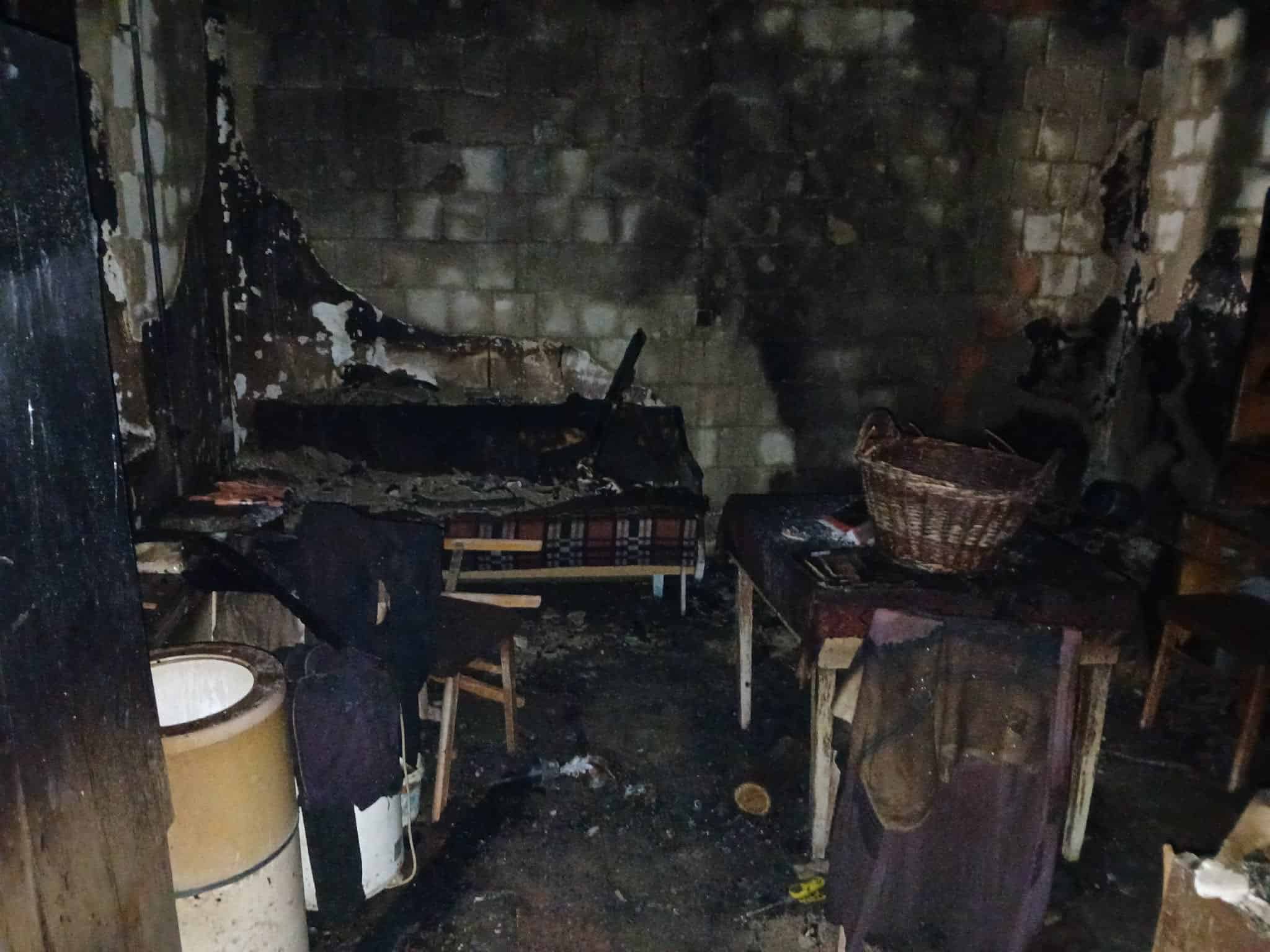 Idős férfi halt meg egy lakástűzben Győrteleken