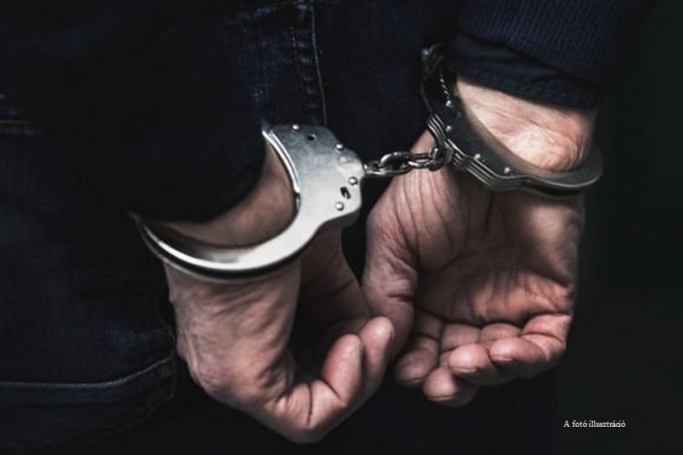 Álrendőr lopott meg egy idős férfit Zagyvarékason