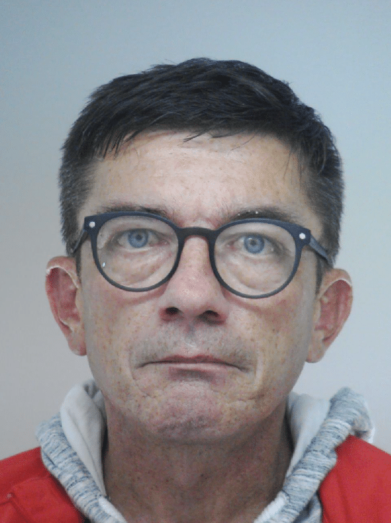 Kábítószer-kereskedelem miatt körözik az 52 éves Volf Ferencet