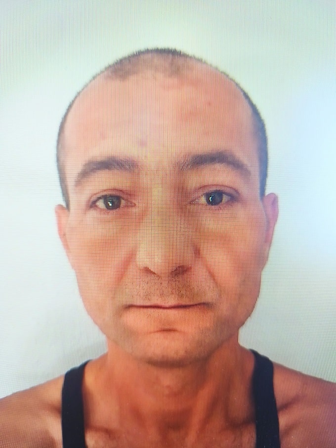 Szeméremsértés miatt körözést adtak ki a 42 éves Gombos László ellen