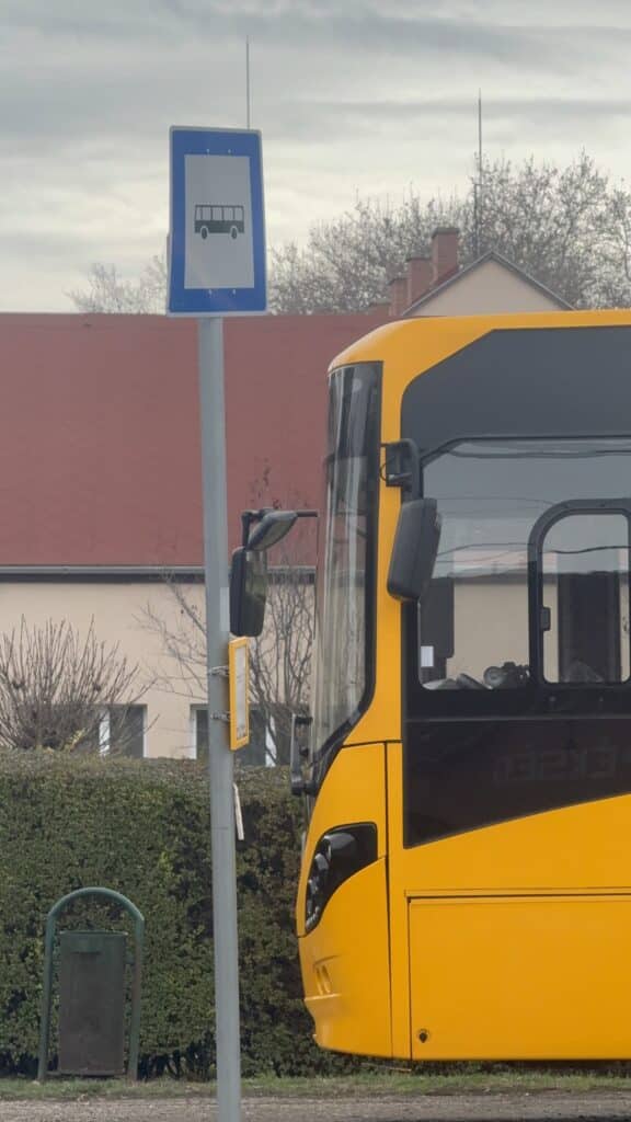 Kristályt szívott a dányi buszon, többen rosszul lettek az utasok közül