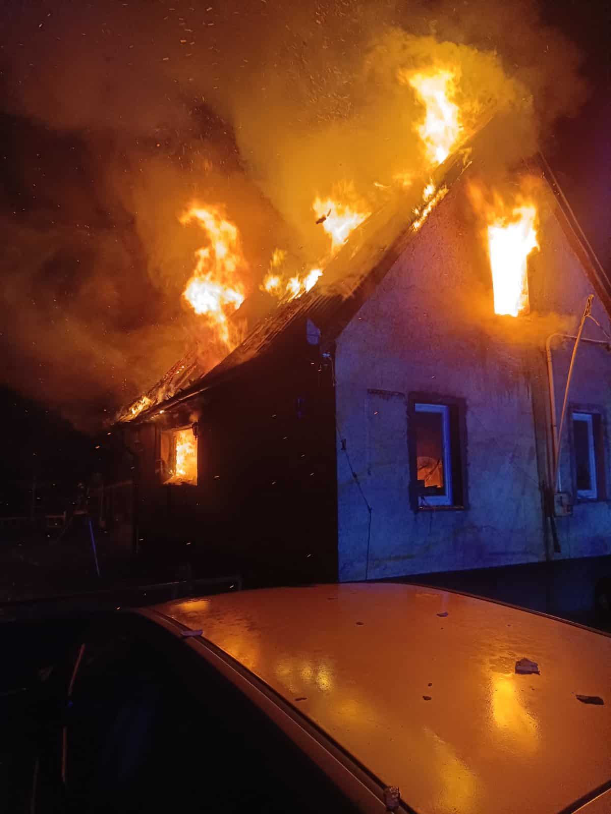 Kigyulladt egy családi ház Tóalmáson