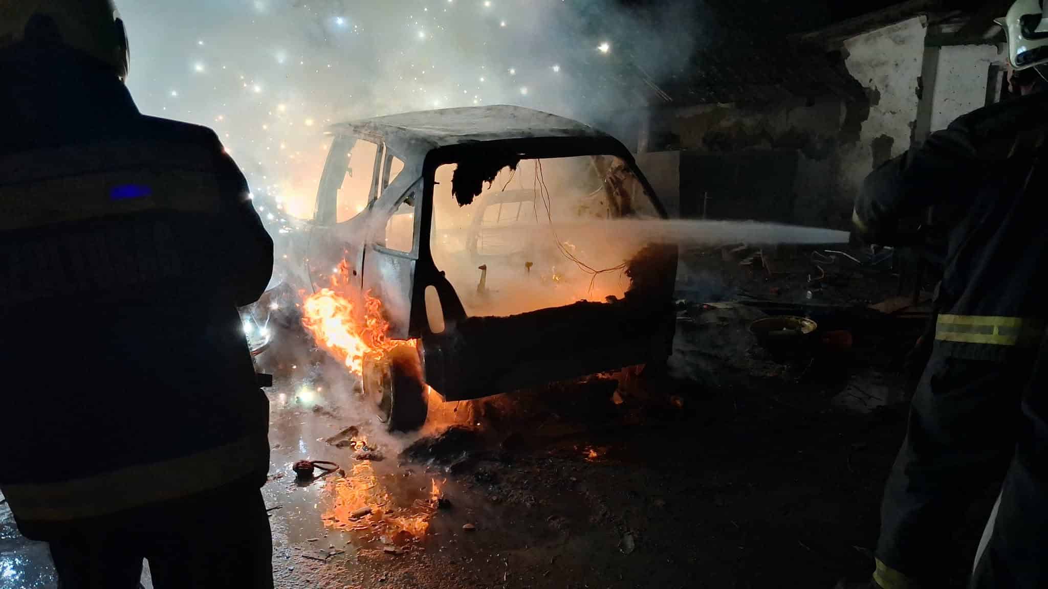 Autótűz Abony külterületén