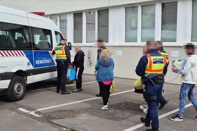 Drogterjesztő családra csaptak le Kékcsén