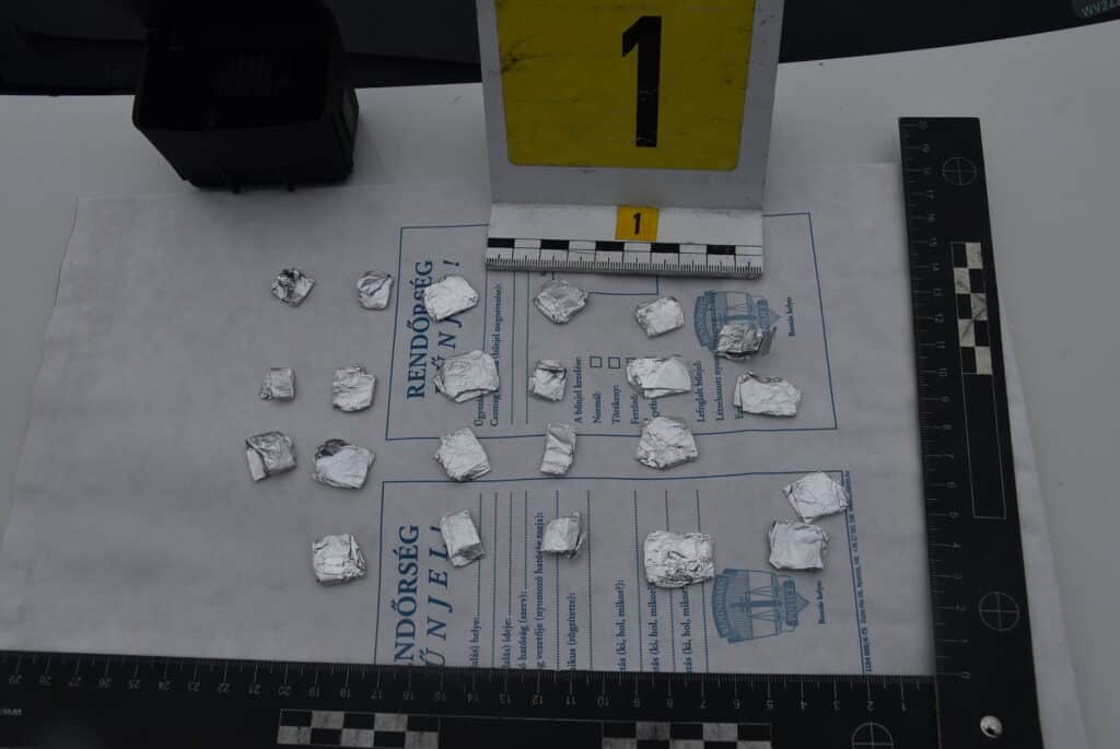 jászapáti dílertől lefoglalt kábítószer