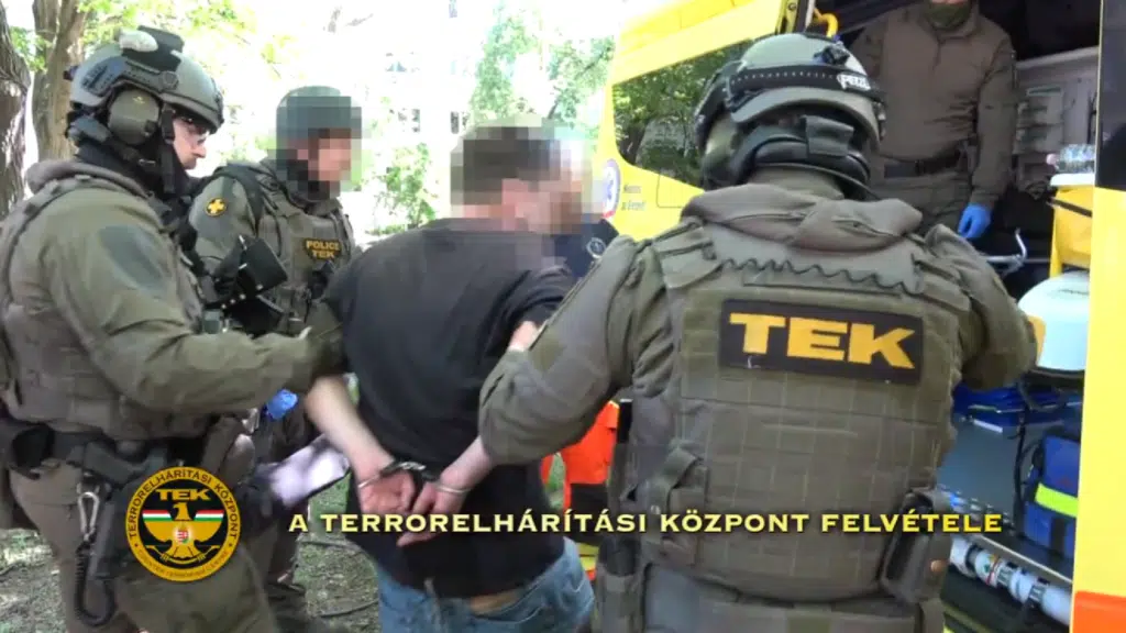 Bűnügyi felügyelet és távoltartás az élettársát túszul ejtő férfival szemben