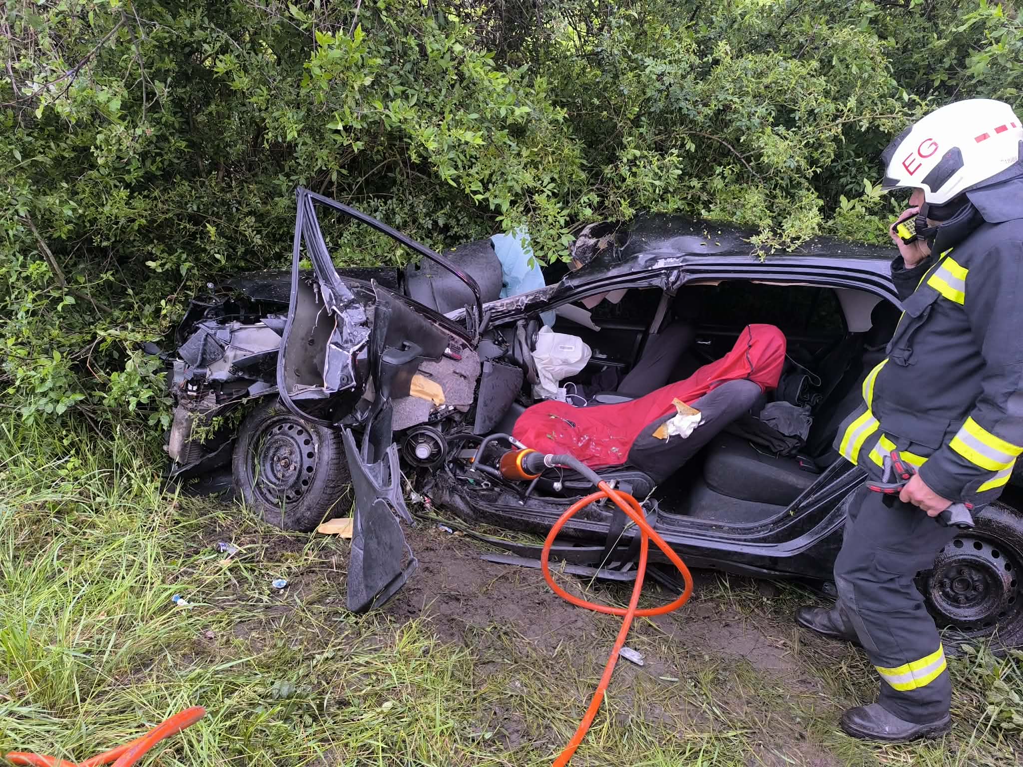 Lesodródott az útról egy személygépjármű Váraszó határában