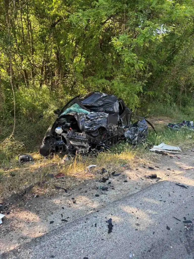 Frontális balesetben vesztette életét egy autós Nagymarosnál