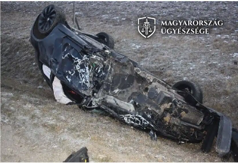 Frontális ütközés után hagyták magára a sérült sofőrt Sopronnál