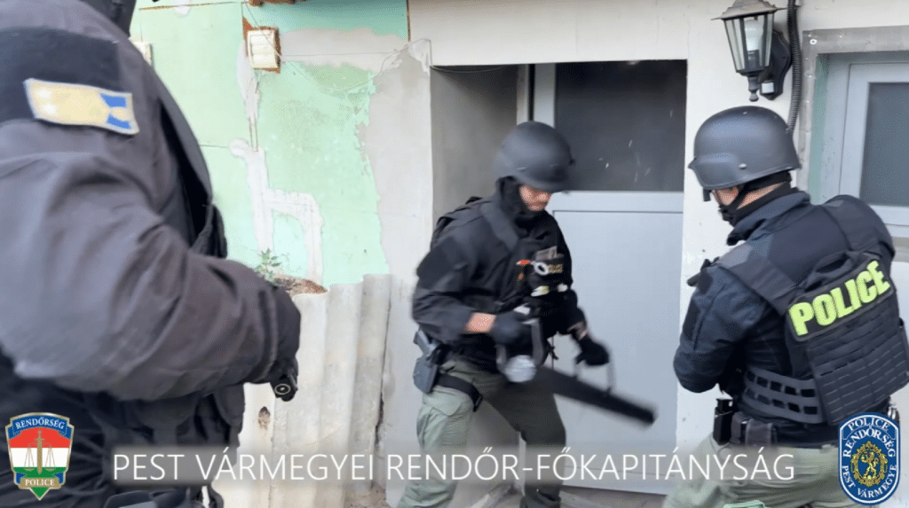 Három helyszín, három díler off