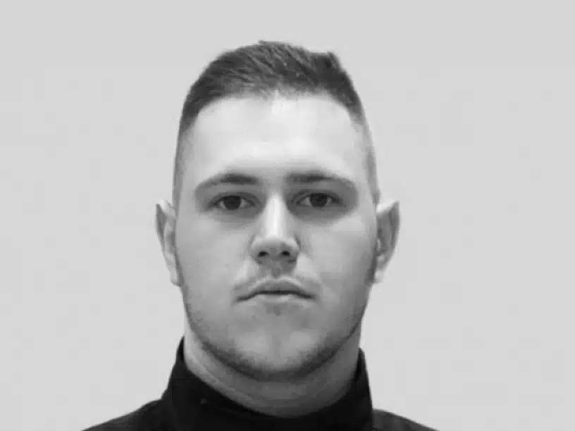 Csak most vették el a fiatal rendőrt halálra gázoló férfi jogosítványát