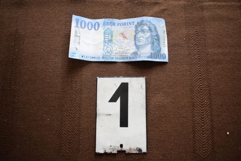 Ezer forintot rabolt egy 11 éves gyerektől egy férfi Szécsényben