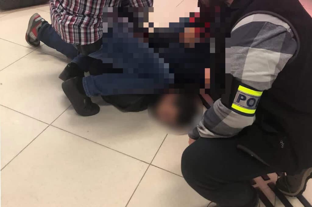 Szabadon távozhatott a börtönből a Kanadából Magyarországra szökött kardos gyilkos