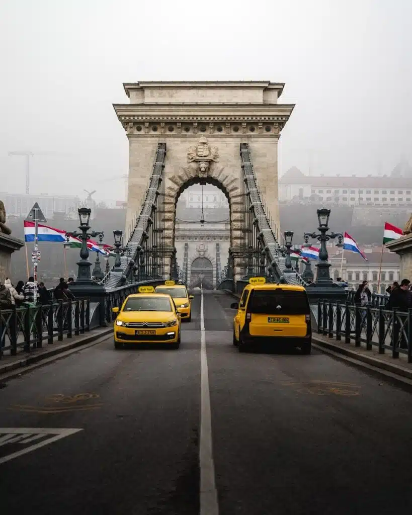 Újabb BKK intézkedések a taxis hiénák ellen