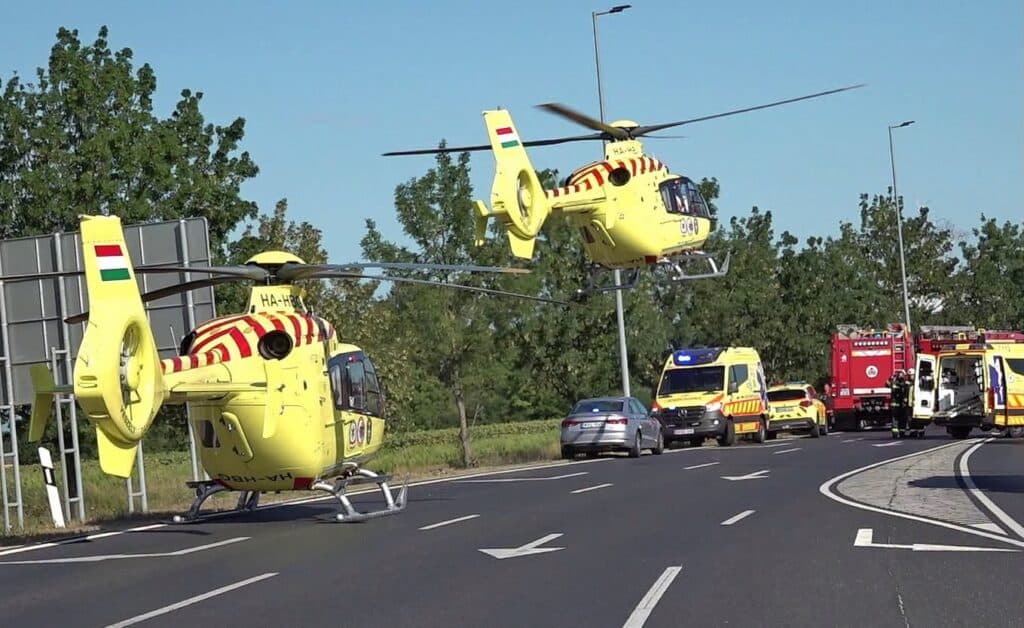 Halálos frontális baleset Sárvár közelében, három mentőhelikopter érkezett