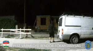 lopás gyanúsítottja