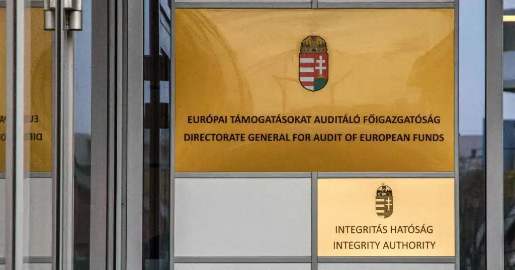 Nyilvános adatbázisban gyűjti össze a közbeszerzésekből bűncselekmény miatt kizárt cégeket az Integritás Hatóság