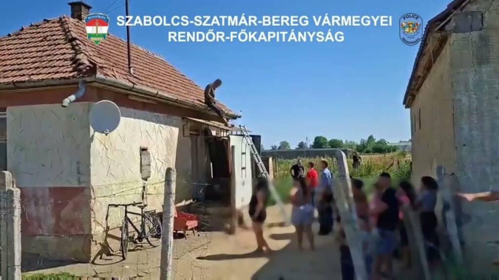 Ez nem jött be, Pókember: tetőn át akart meglépni a baktalórántházi besurranó