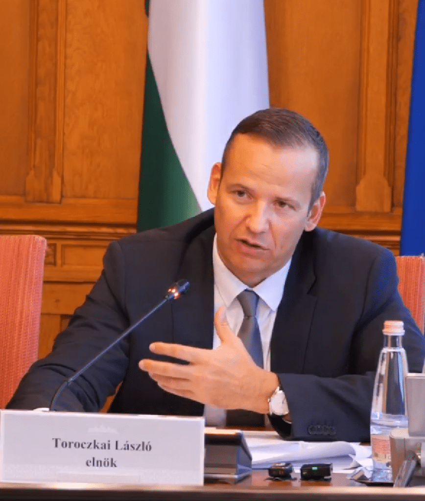 Toroczkai: Százezer oldalnyi dokumentumot kell átnéznie a végrehajtási visszaéléseket feltáró vizsgálóbizottságnak