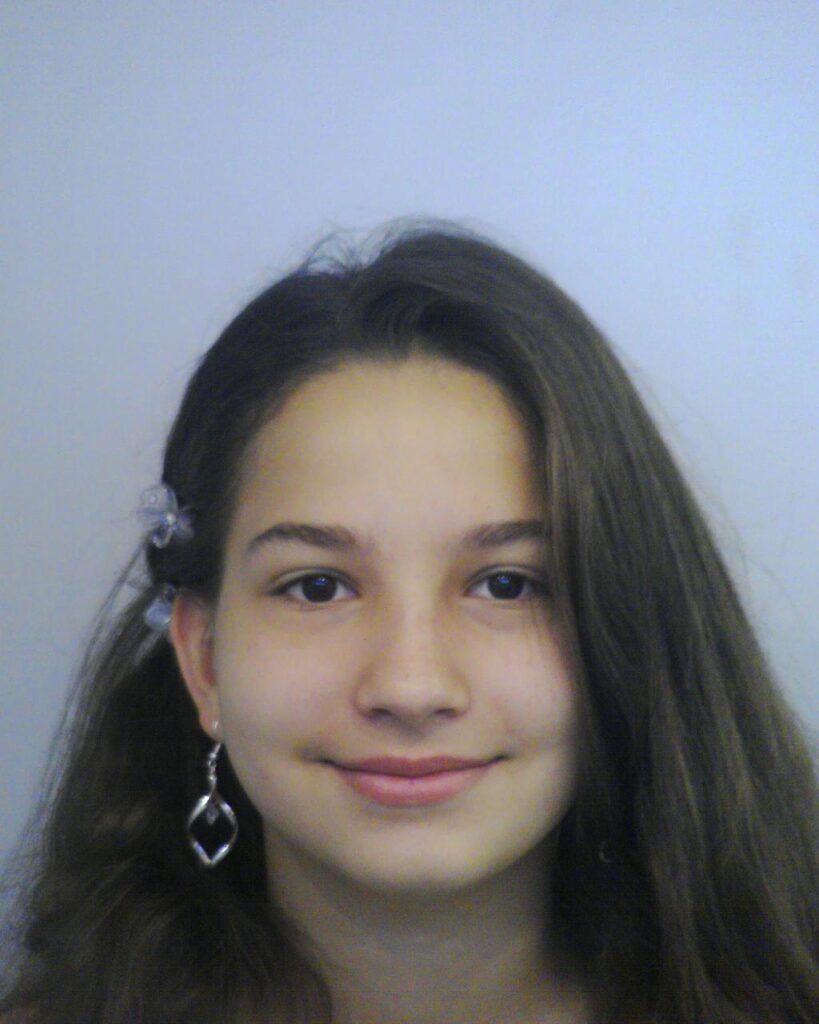 KURUC VIVIEN ENIKŐ