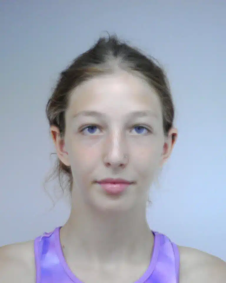 DOSZKOCS DORINA JULIANNA