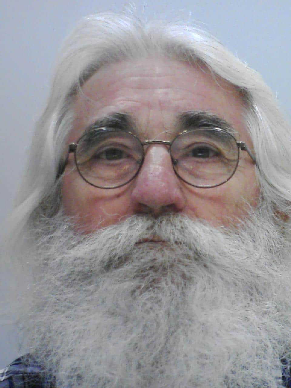 HUSZÁR ISTVÁN