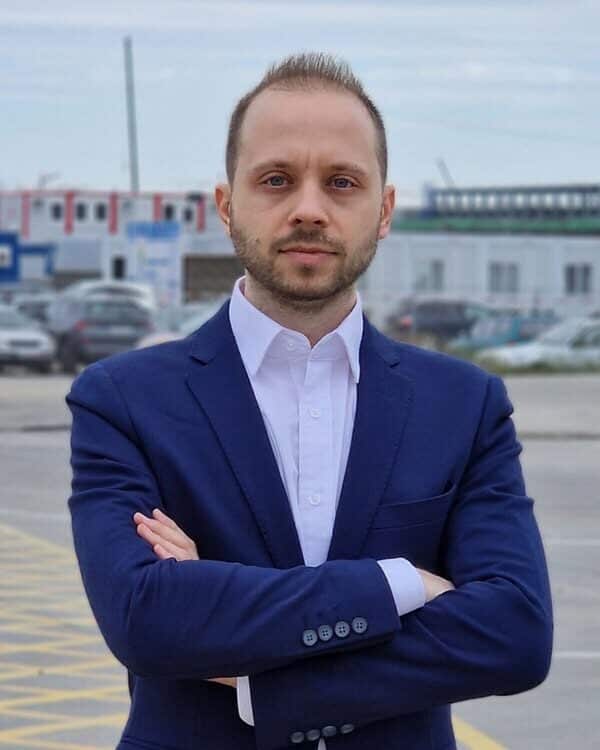 A Facebook és az Instagram korlátozását szorgalmazza a fiataloknál a Második Reformkor elnöke