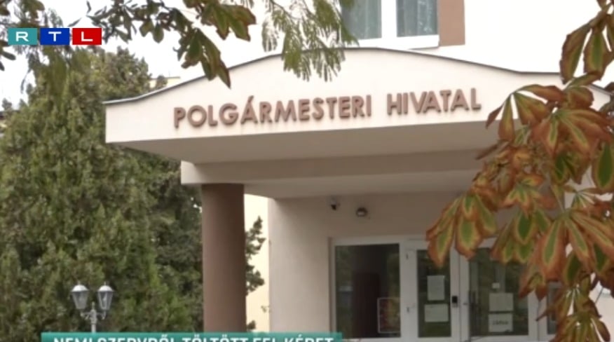 Lemondott tisztségéről Gádoros alpolgármestere egy közösségi oldalán megjelent fotó miatt