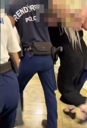 Kölcsönös feljelentésekhez vezetett egy budapesti plázában történt rendőri intézkedés